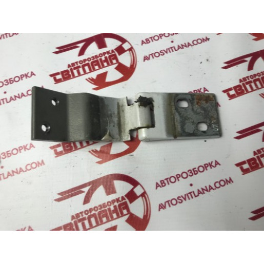 Петля задней левой двери верхняя Opel Combo 2001-2011 9184539